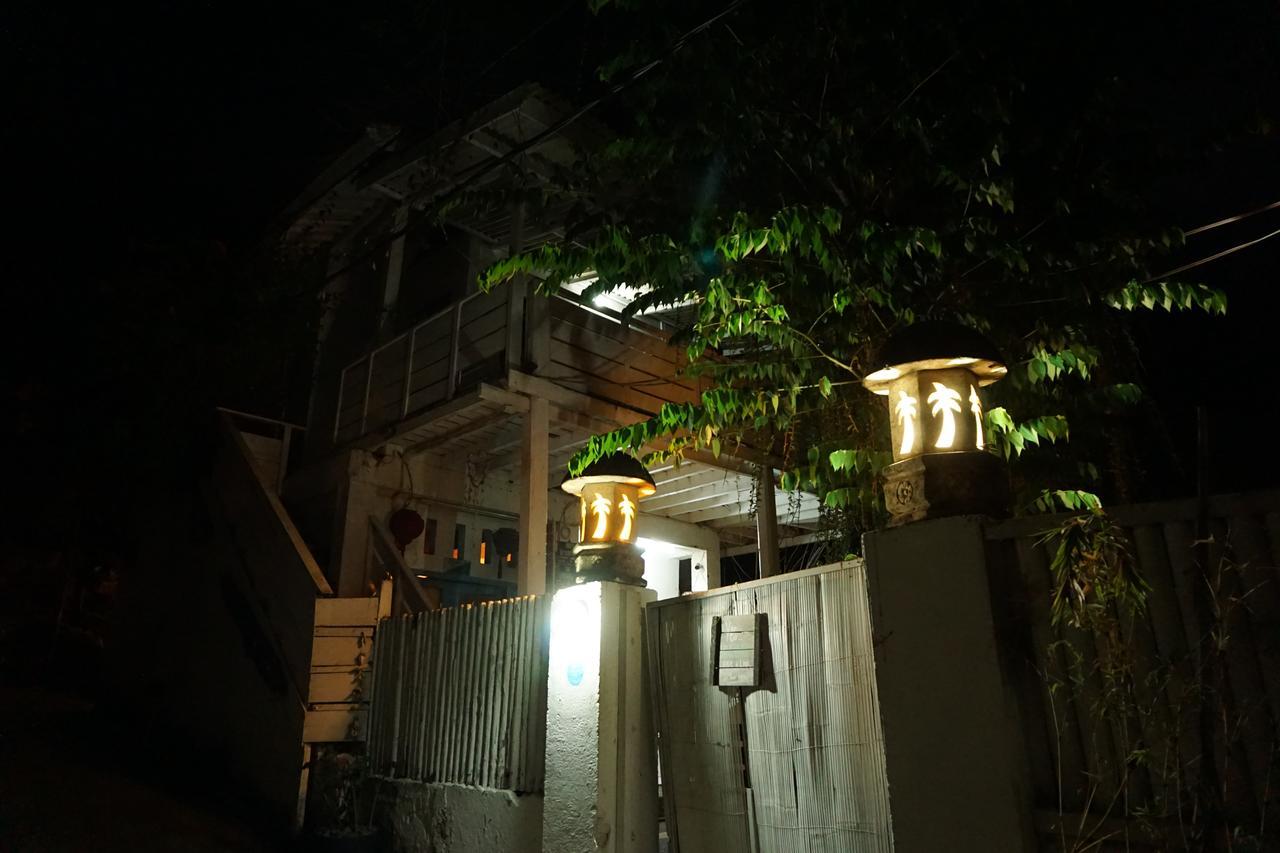 Salon De Nomad Gili T. Bed & Breakfast Gili Trawangan Exterior photo