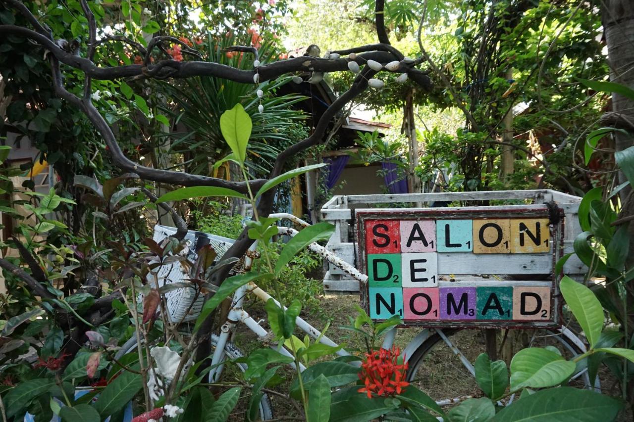 Salon De Nomad Gili T. Bed & Breakfast Gili Trawangan Exterior photo