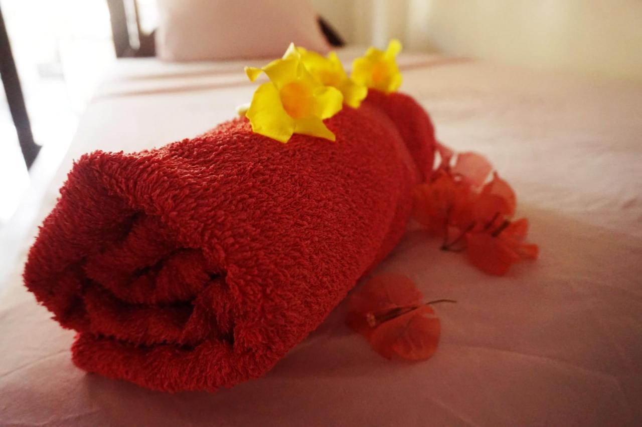 Salon De Nomad Gili T. Bed & Breakfast Gili Trawangan Exterior photo